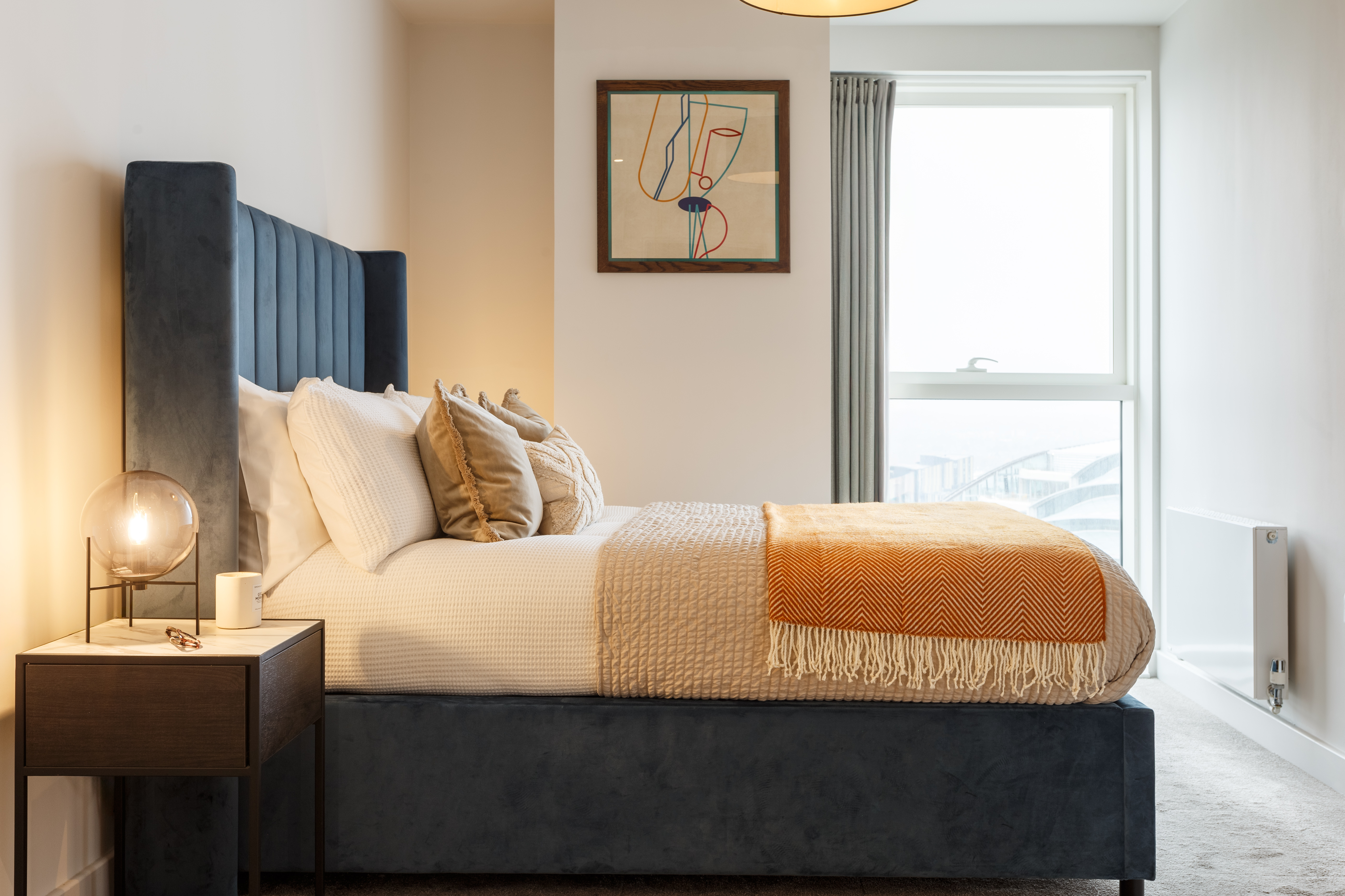 En-suite, double bed, bed side tables and lamps