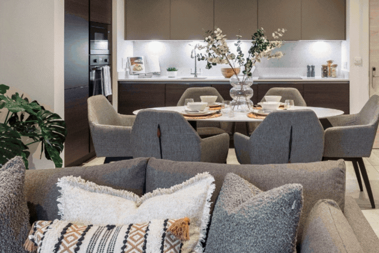 Apo make renting easy | be a part of this